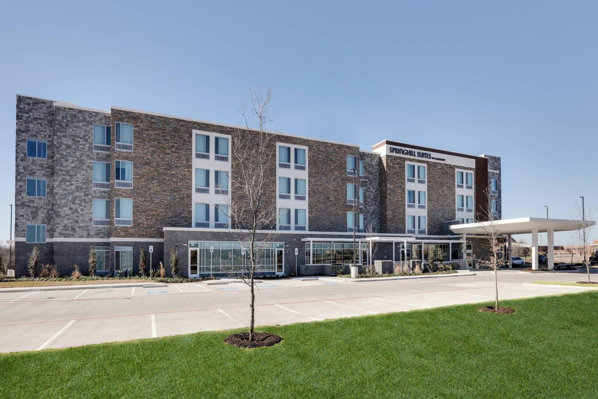 Springhill Suites By Marriott Dallas Mansfield Esterno foto